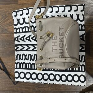 Like new only used once MJ The Bucket bag.